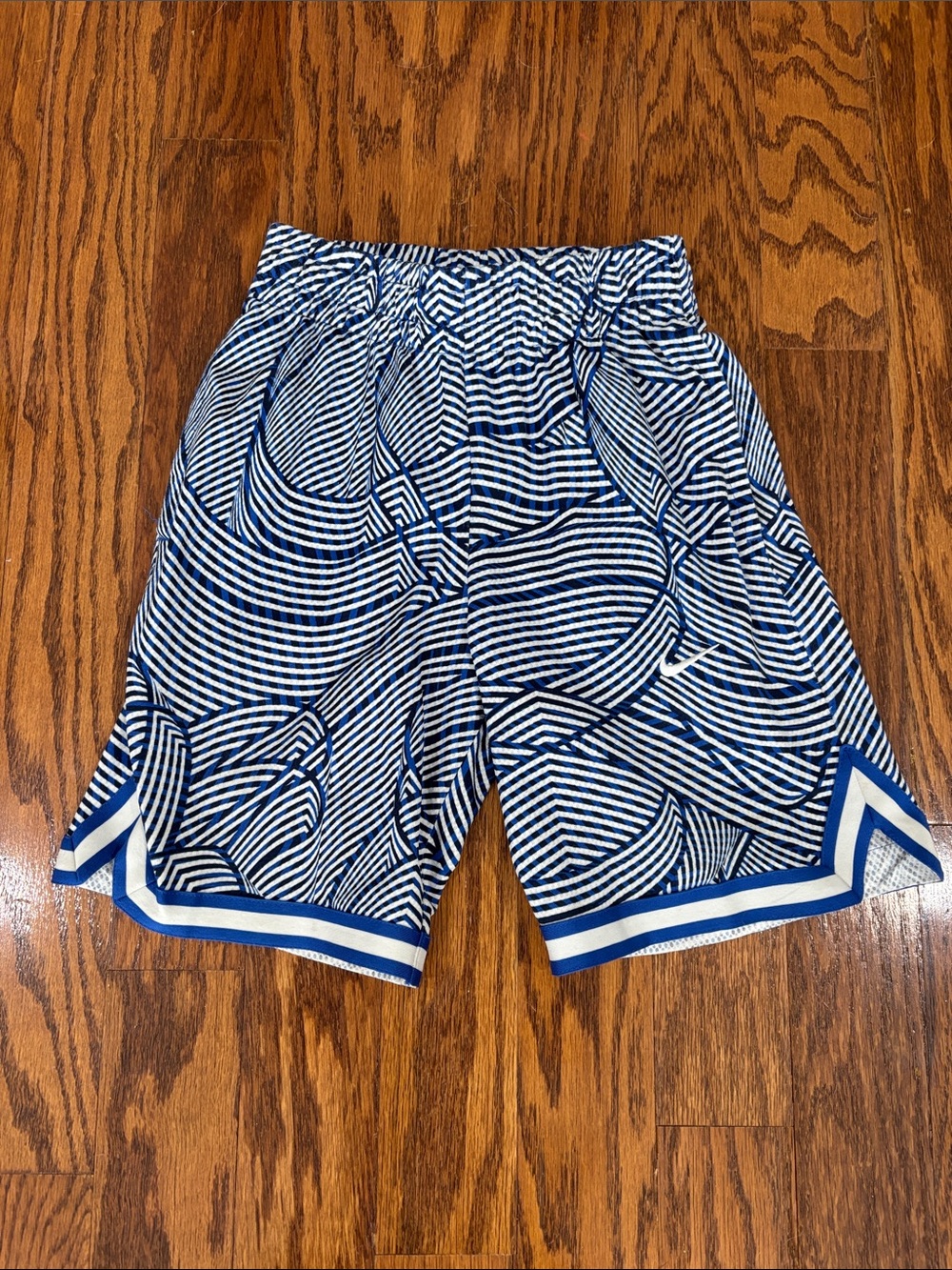 Nike, Boys, Navy and White Swirl Print Dri-Fit Basketball Shorts, Size M